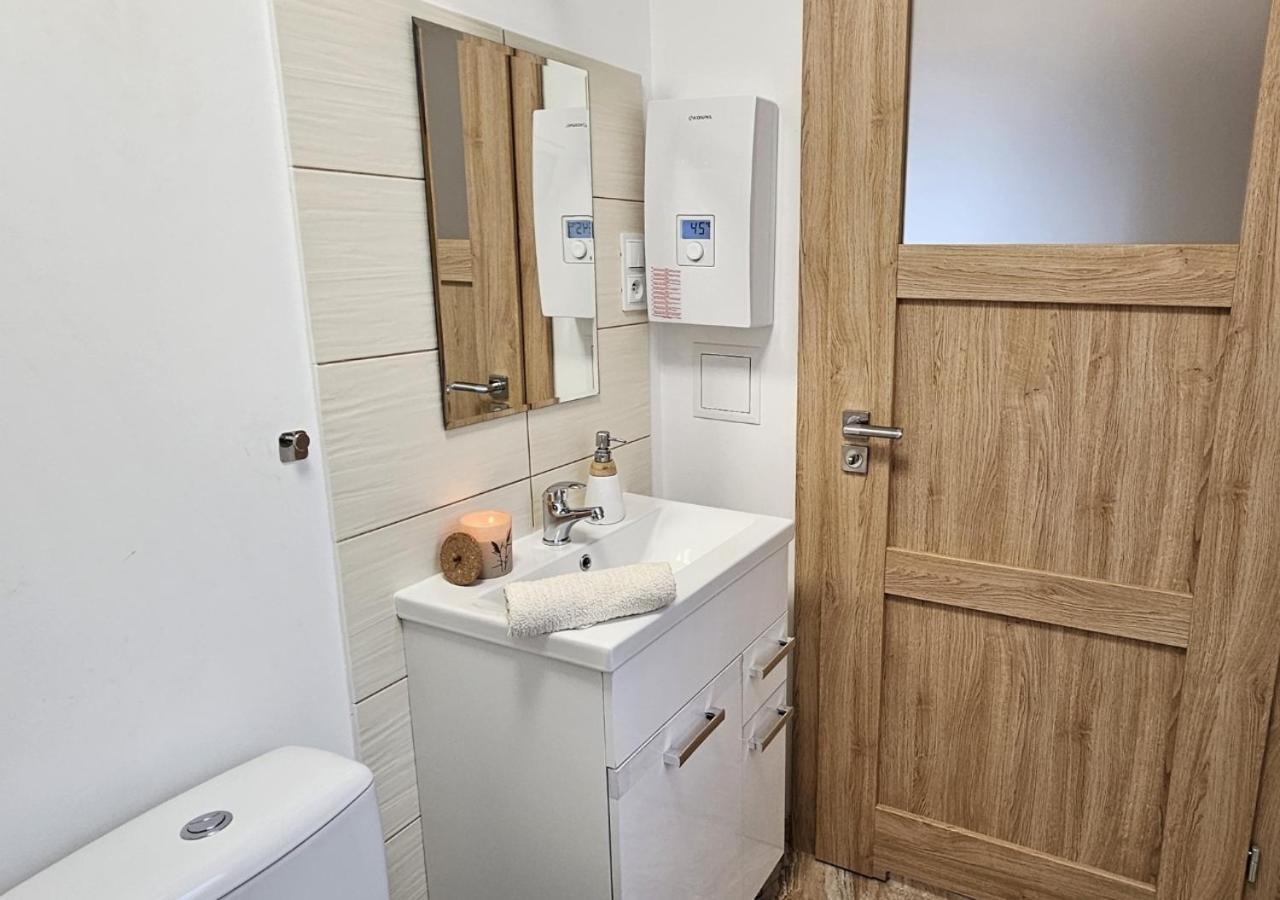 Vila Pod Kamieniem Trzebiel Exteriér fotografie